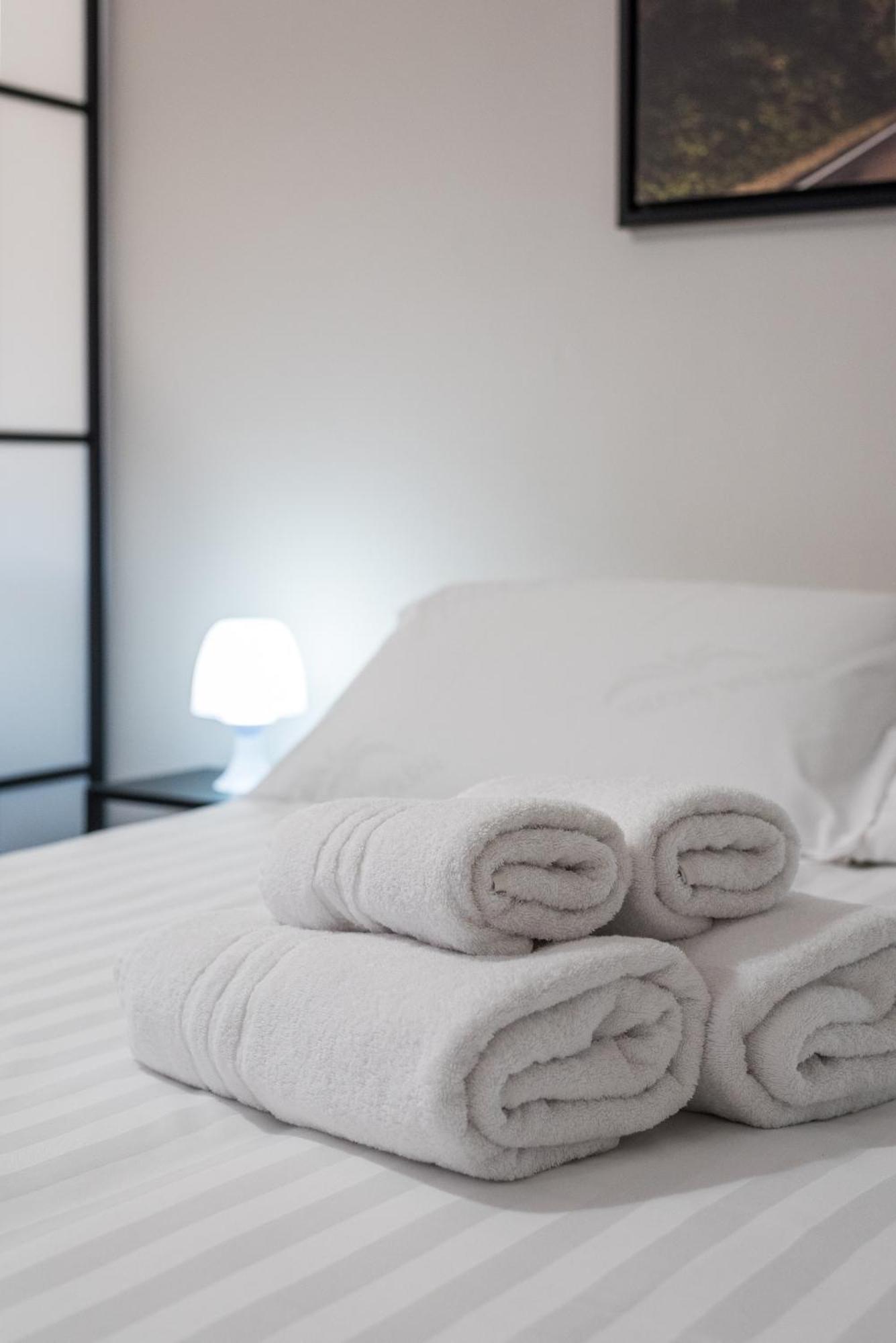 Travelershome Ciampino Suite Екстер'єр фото