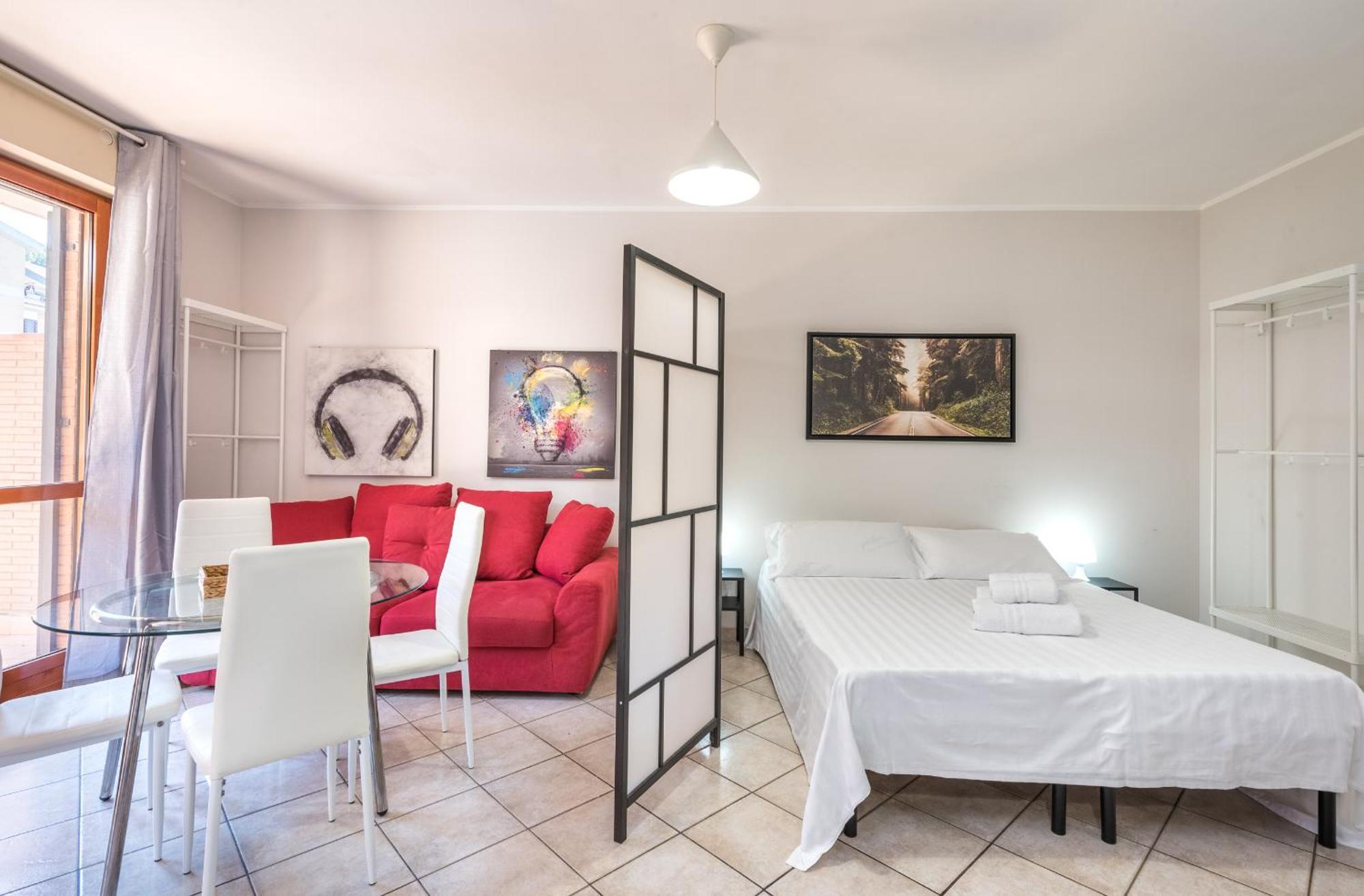 Travelershome Ciampino Suite Екстер'єр фото