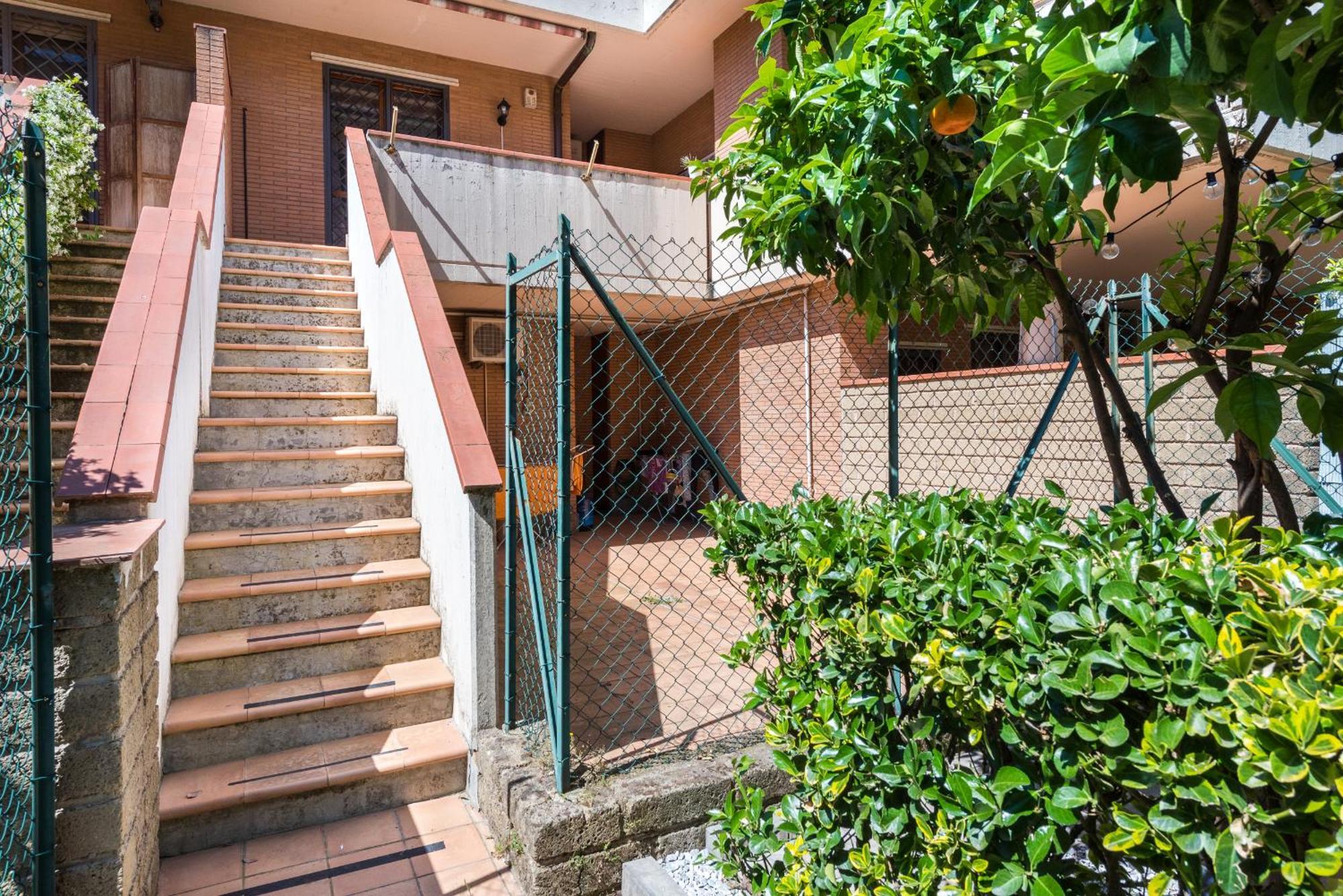 Travelershome Ciampino Suite Екстер'єр фото